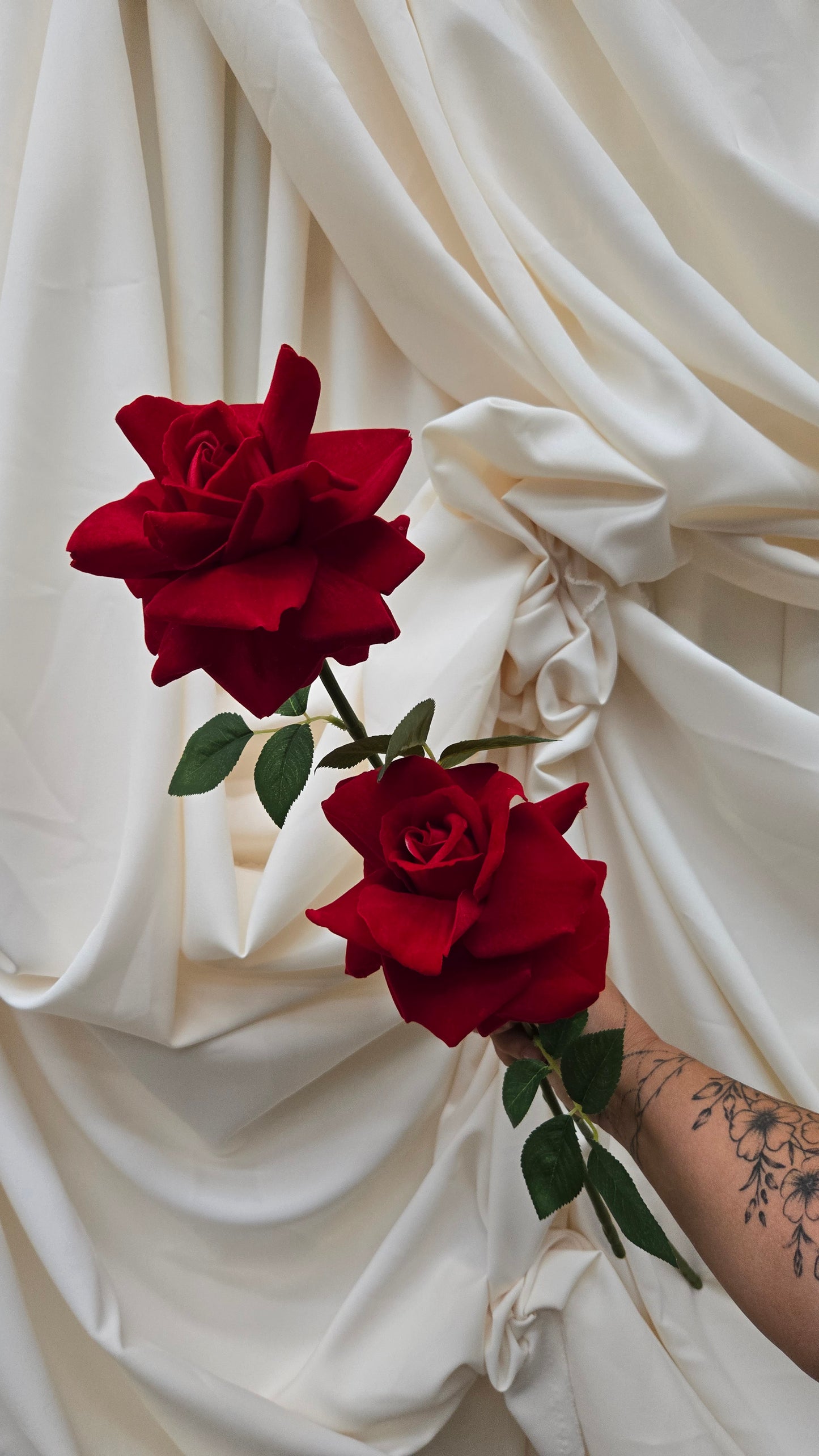 Grande Rose Velvet Single Stem