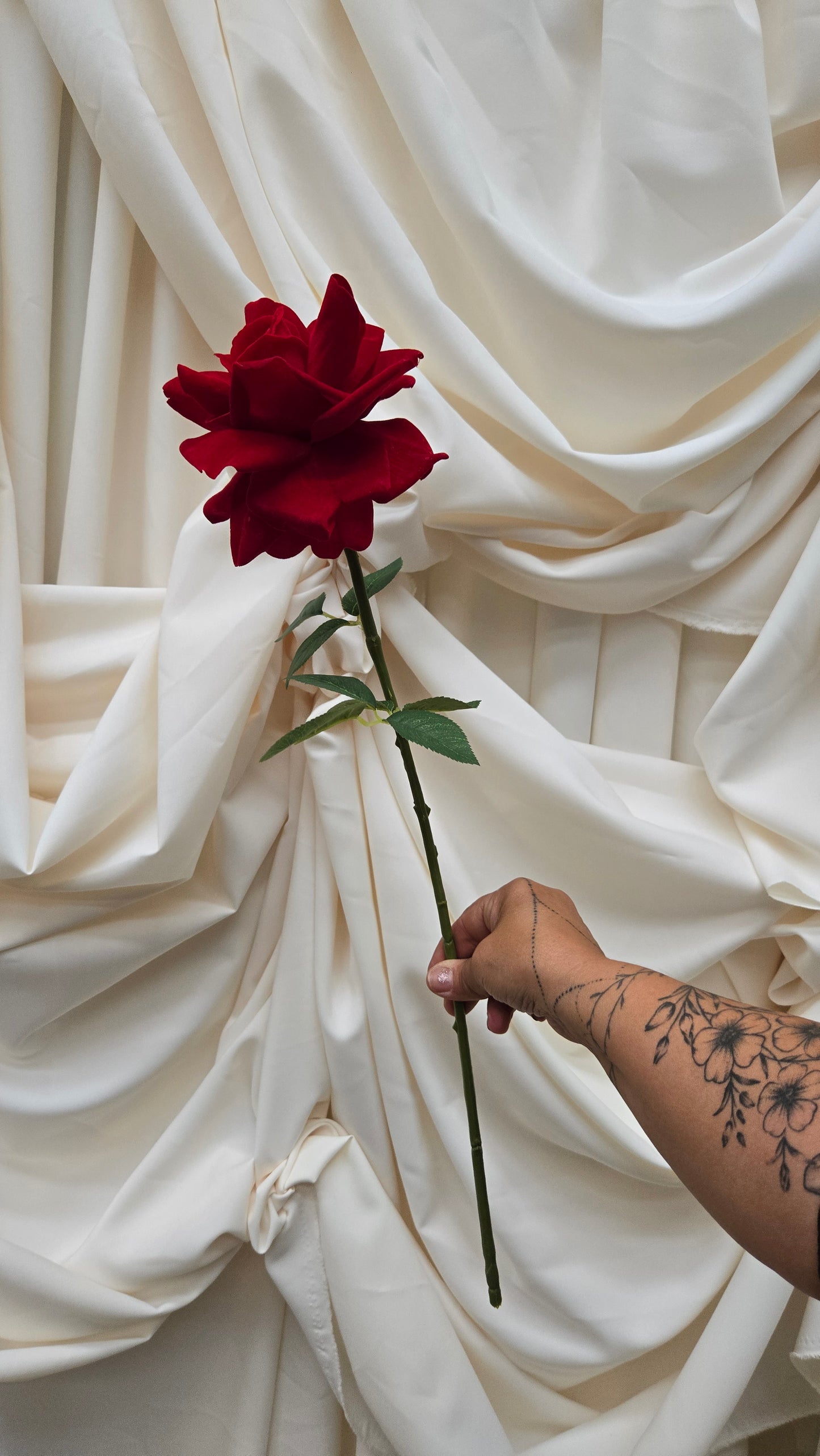 Grande Rose Velvet Single Stem